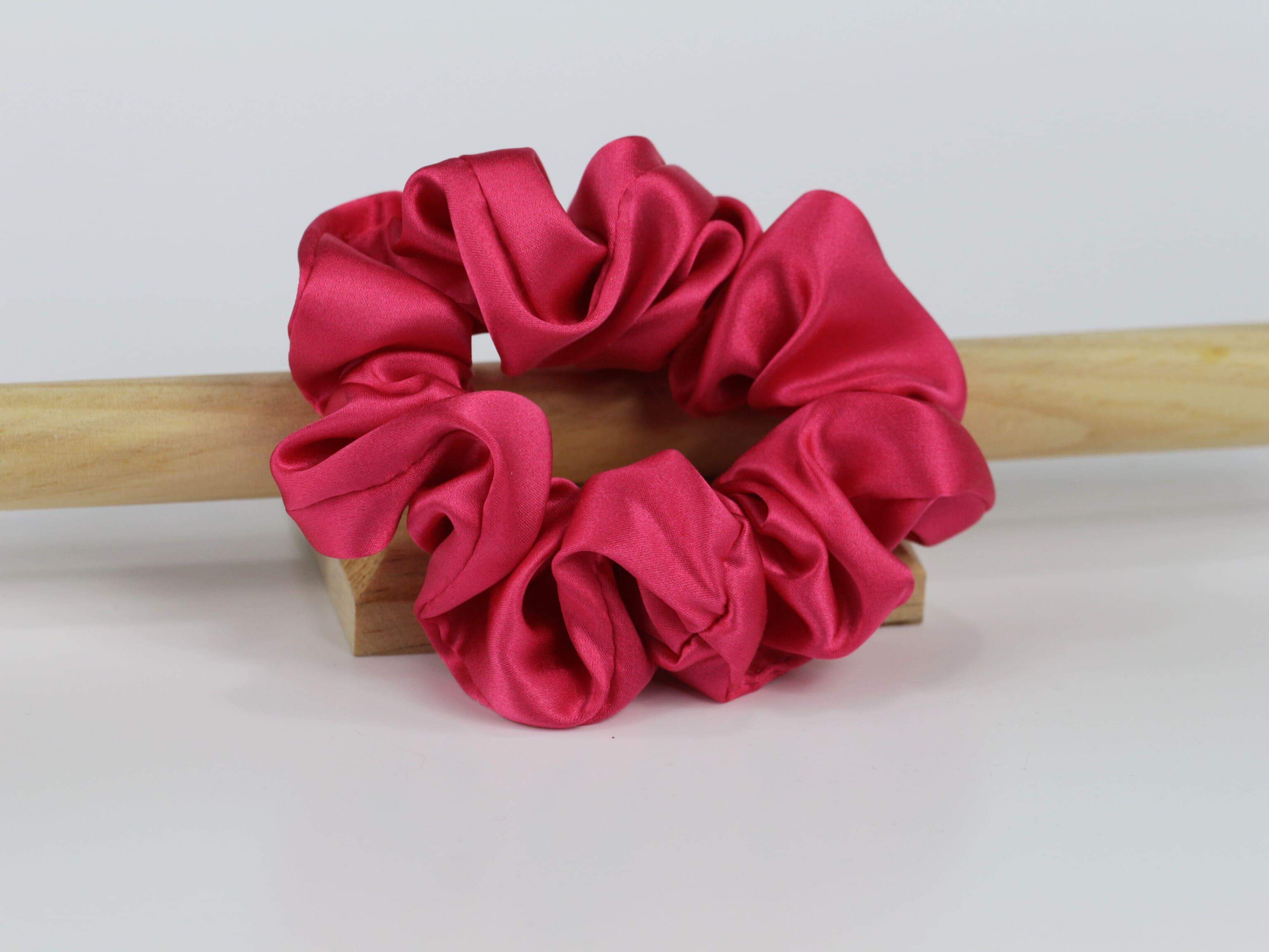 Jedwabna scrunchie MEDIUM - koral