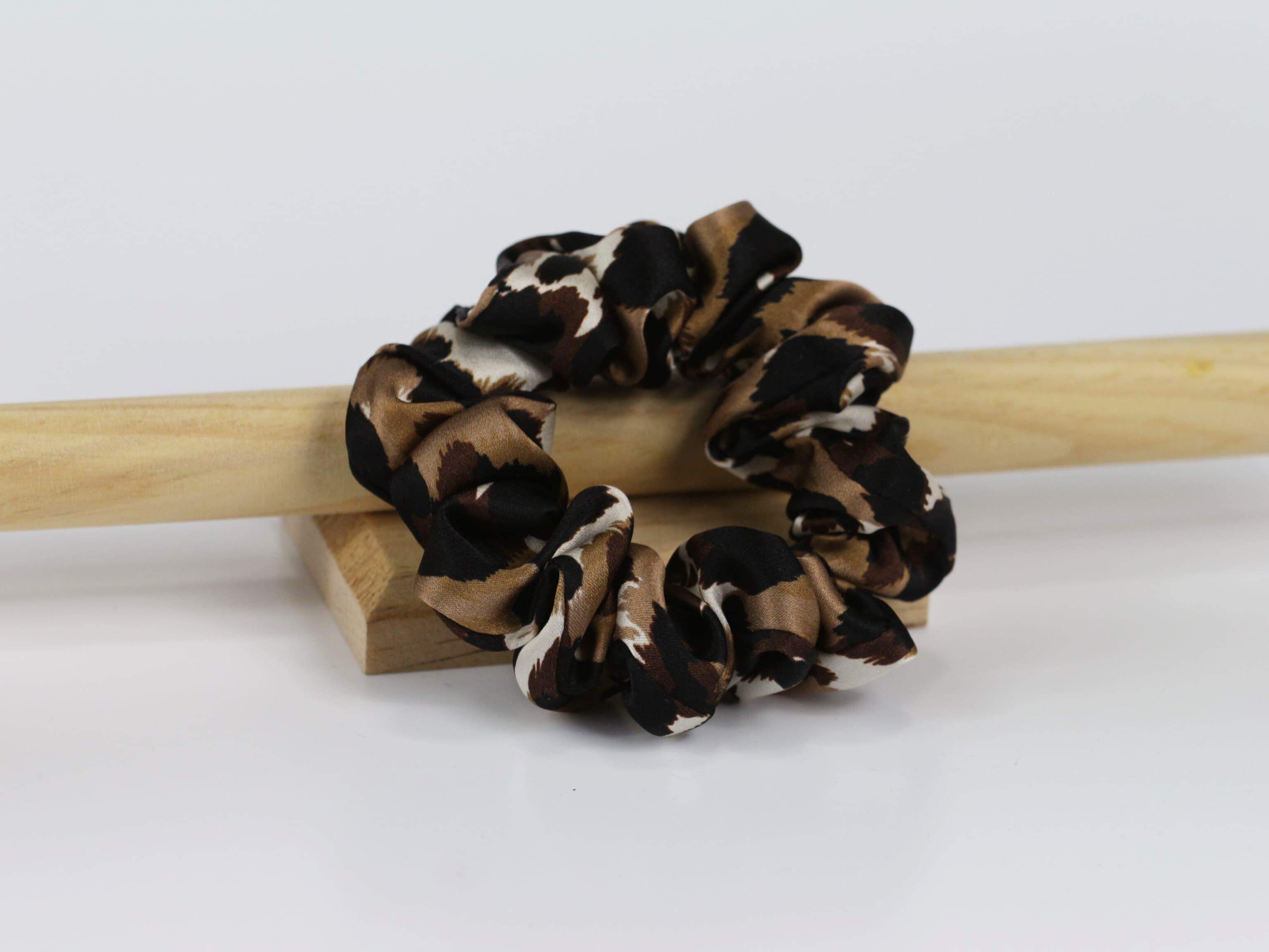 Jedwabna scrunchie SMALL - panterka