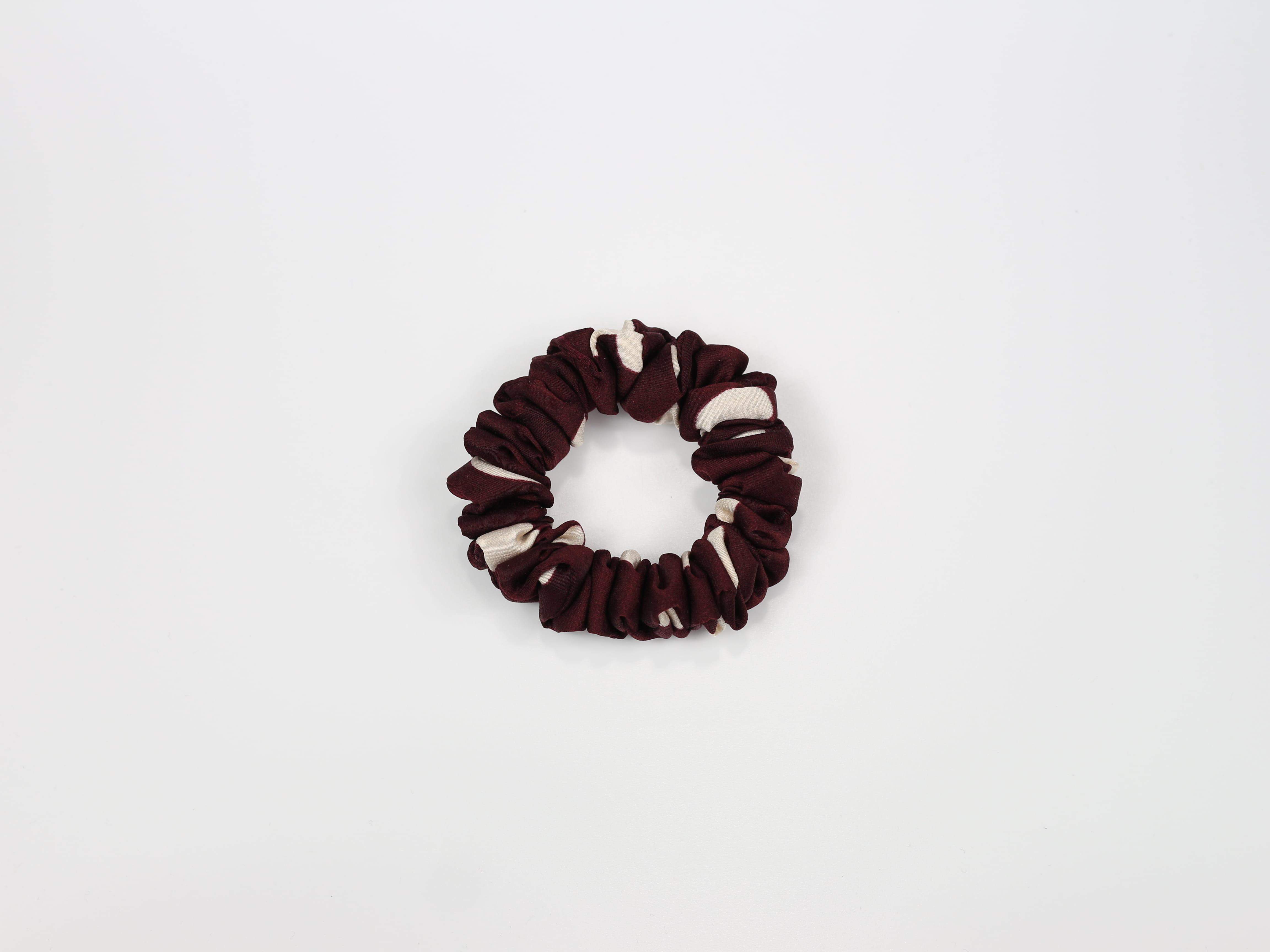 Scrunchie MINI - bordowa w grochy