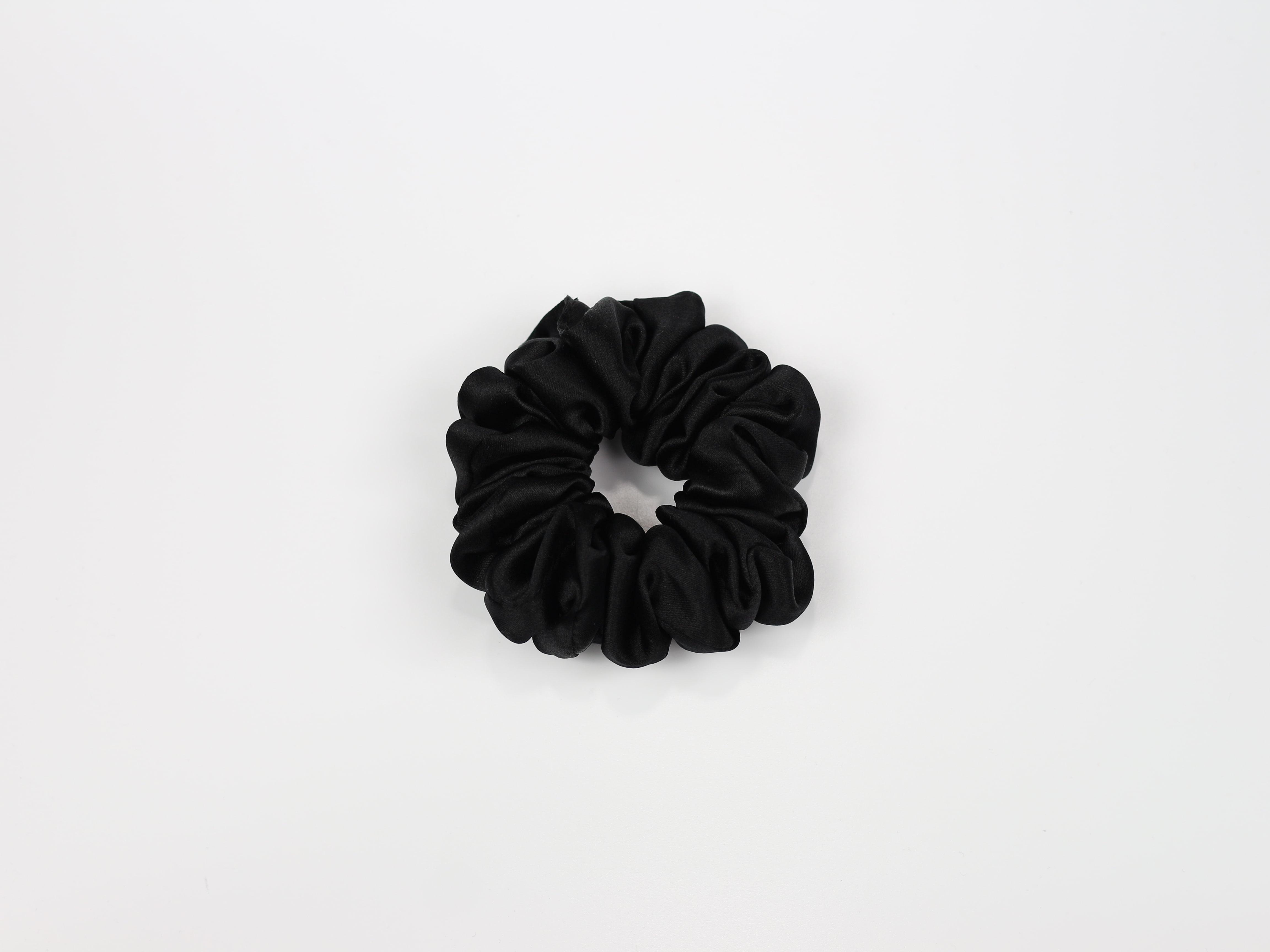 Jedwabna scrunchie STANDARD - czarna
