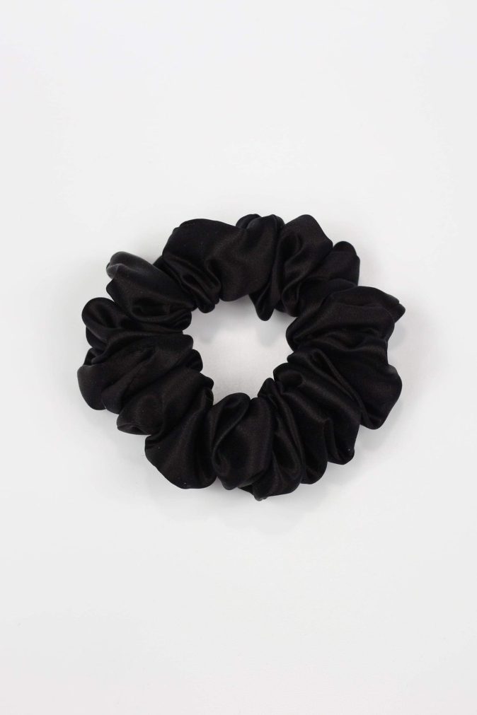 Jedwabna scrunchie STANDARD - gorzka czekolada